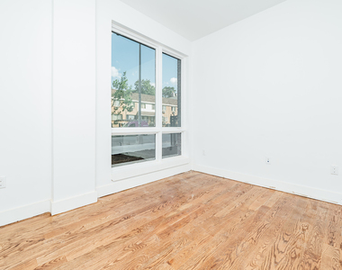 1183 Gates Ave - Photo Thumbnail 4