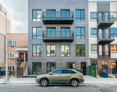 1183 Gates Ave - Photo Thumbnail 12