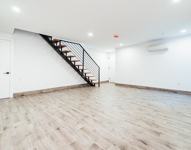 1183 Gates Ave - Photo Thumbnail 8