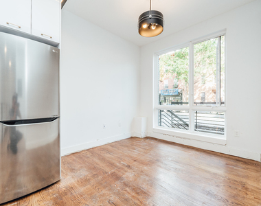 1183 Gates Ave - Photo Thumbnail 16