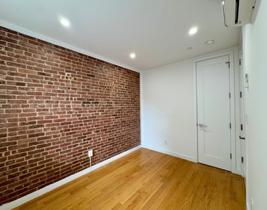 255 West 139th Street - Photo Thumbnail 4