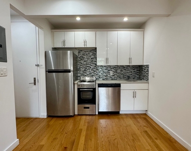 255 West 139th Street - Photo Thumbnail 1