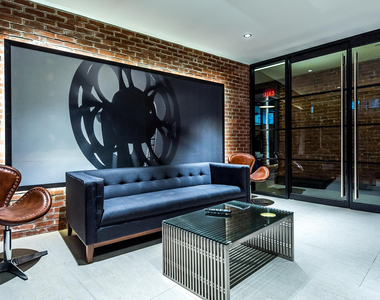185 Leonard St  - Photo Thumbnail 13