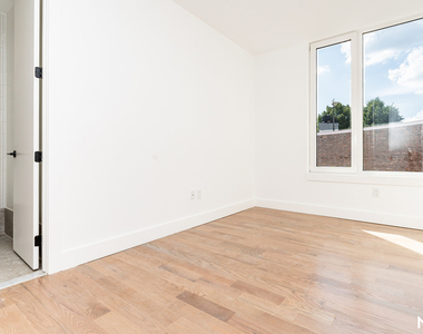 228 N 7th St  - Photo Thumbnail 10