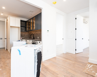228 N 7th St  - Photo Thumbnail 4