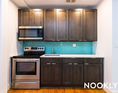 868 Lafayette Ave - Photo Thumbnail 8