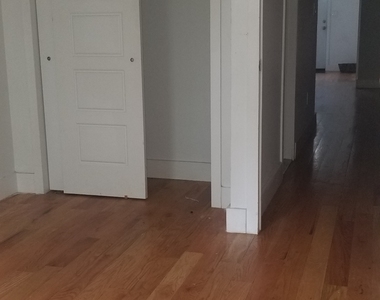 381 New Jersey Avenue - Photo Thumbnail 1