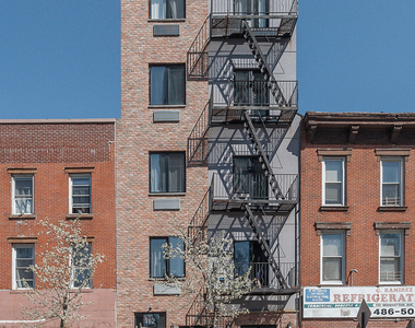 112 Manhattan Ave - Photo Thumbnail 9