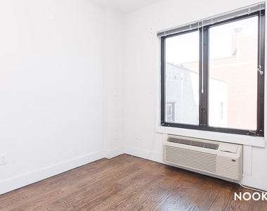 112 Manhattan Ave - Photo Thumbnail 5