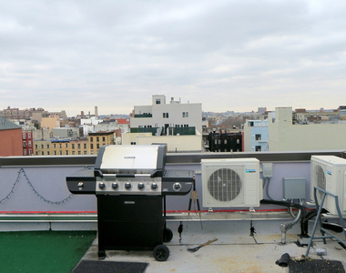 112 Manhattan Ave - Photo Thumbnail 16