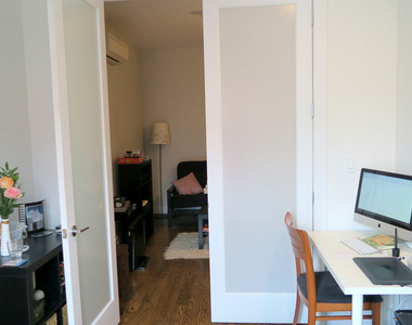 112 Manhattan Ave - Photo Thumbnail 17