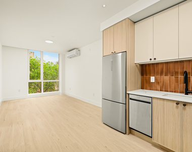 733 Lincoln Pl - Photo Thumbnail 16
