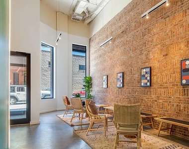 58 Vanderbilt Ave - Photo Thumbnail 1