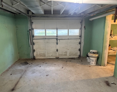 1013 Main Street - Photo Thumbnail 25