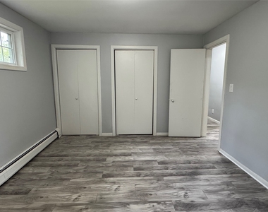 1013 Main Street - Photo Thumbnail 14