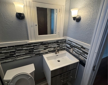 37 Inwood Place - Photo Thumbnail 15