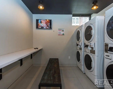 74 Maujer Street - Photo Thumbnail 14