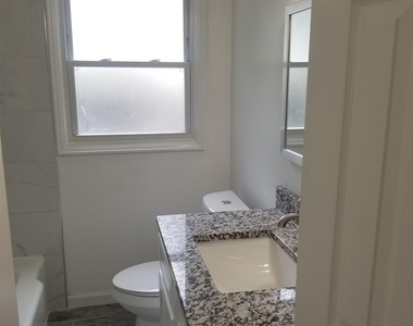 2467 Calvin Avenue - Photo Thumbnail 15