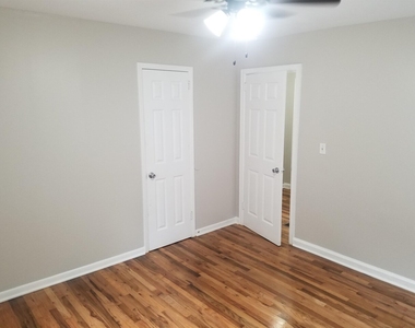 2467 Calvin Avenue - Photo Thumbnail 14