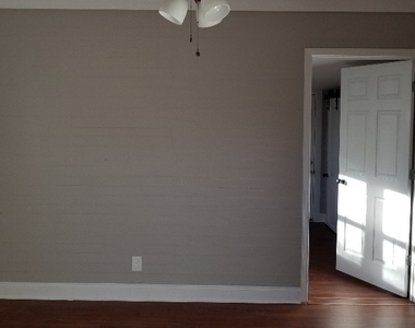 186 Georgia Avenue - Photo Thumbnail 6