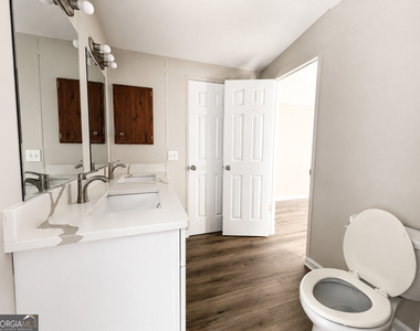 380 Browns Road - Photo Thumbnail 8