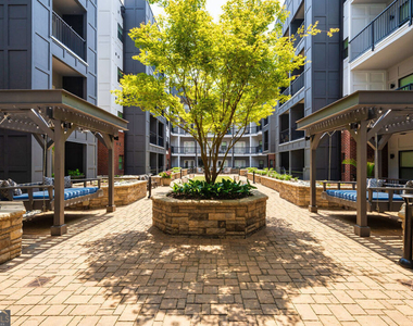 131 Ponce De Leon Avenue - Photo Thumbnail 25