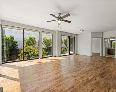 131 Ponce De Leon Avenue - Photo Thumbnail 6