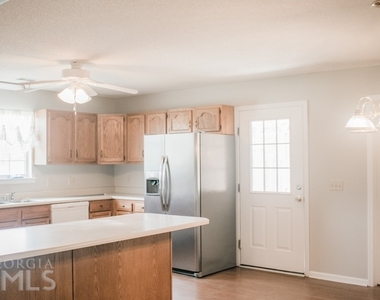 20 Lakeside Drive - Photo Thumbnail 3