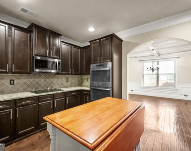 882 Nestling Drive - Photo Thumbnail 11