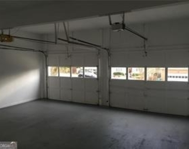 325 Rams Way - Photo Thumbnail 7