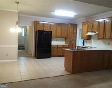 325 Rams Way - Photo Thumbnail 3