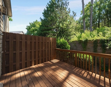 1798 Oakbrook Lane Nw - Photo Thumbnail 33