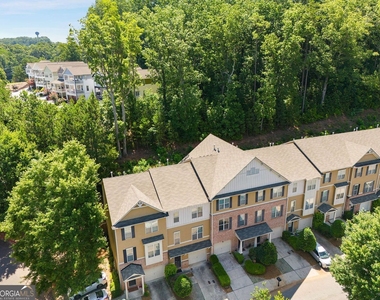 1798 Oakbrook Lane Nw - Photo Thumbnail 38