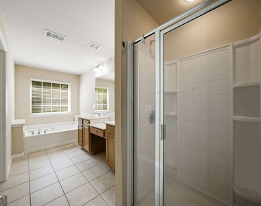 1798 Oakbrook Lane Nw - Photo Thumbnail 18
