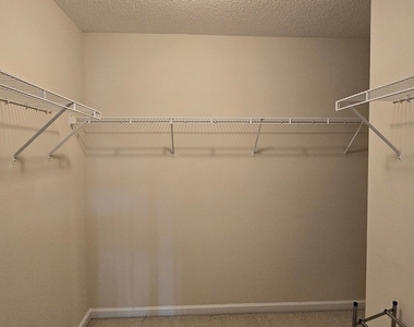 5472 Festival Av Avenue - Photo Thumbnail 18