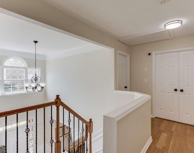 5135 Amberden Hall Drive - Photo Thumbnail 16