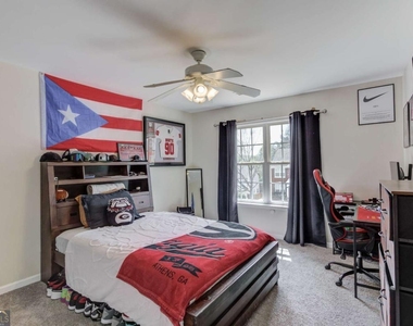 5135 Amberden Hall Drive - Photo Thumbnail 24