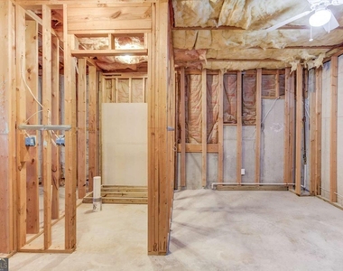 5135 Amberden Hall Drive - Photo Thumbnail 26