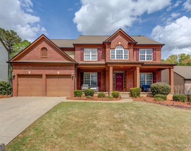 5135 Amberden Hall Drive - Photo Thumbnail 4