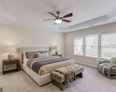 5135 Amberden Hall Drive - Photo Thumbnail 3