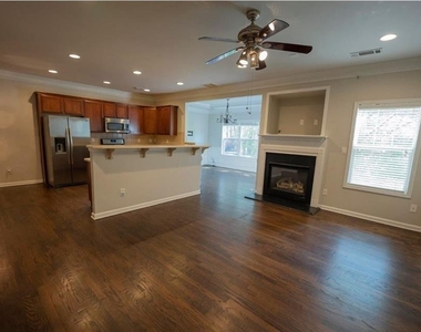 4885 Hastings Terrace - Photo Thumbnail 4