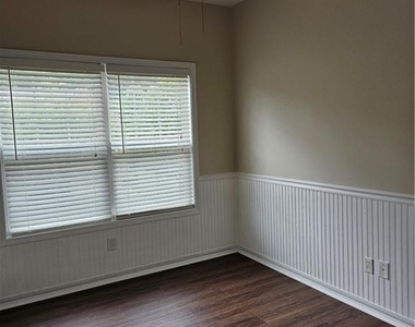 4885 Hastings Terrace - Photo Thumbnail 24