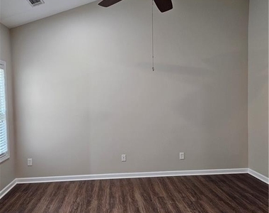4885 Hastings Terrace - Photo Thumbnail 15