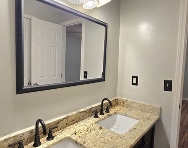 70 Covey Trail - Photo Thumbnail 28