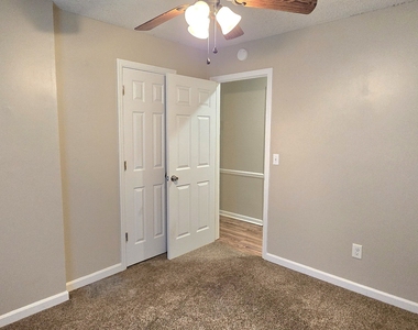 70 Covey Trail - Photo Thumbnail 12