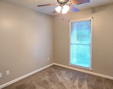 70 Covey Trail - Photo Thumbnail 13