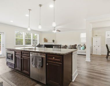 1220 Wesleyan Place - Photo Thumbnail 17