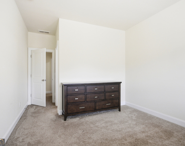 1220 Wesleyan Place - Photo Thumbnail 23