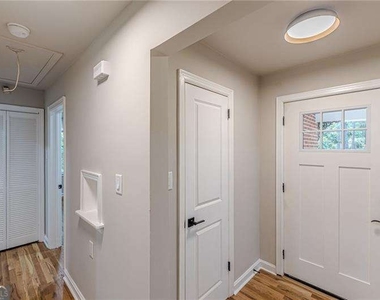 1624 Dodson Drive Sw - Photo Thumbnail 8