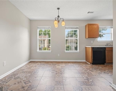 5949 Idlewood Place - Photo Thumbnail 7